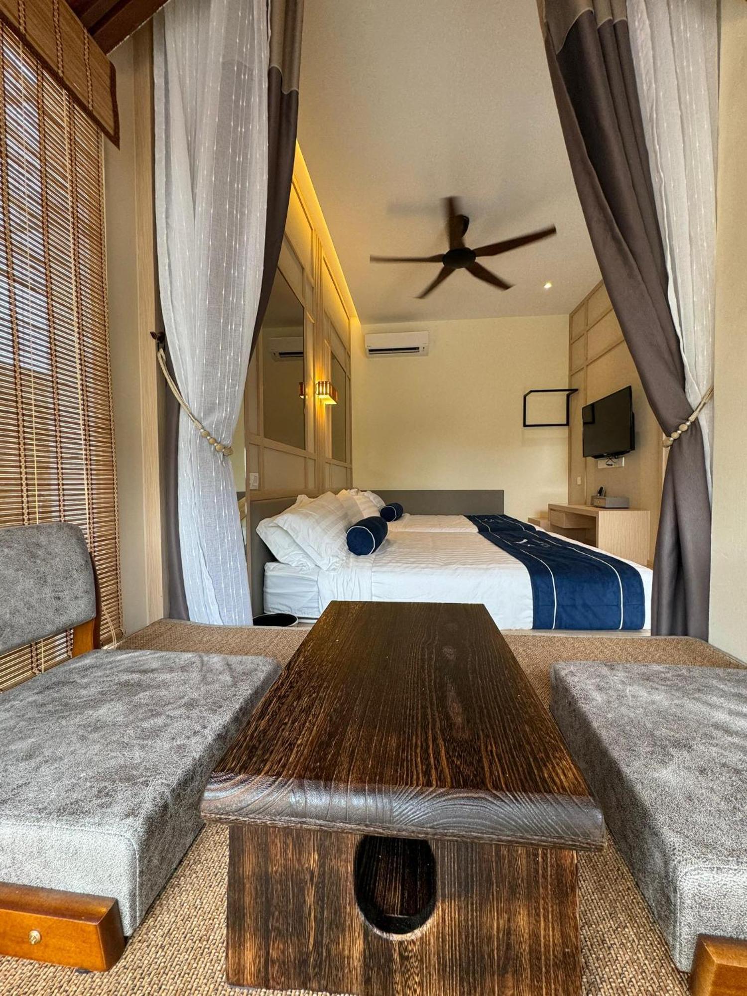 איפוה Muzi Boutique Hotel מראה חיצוני תמונה