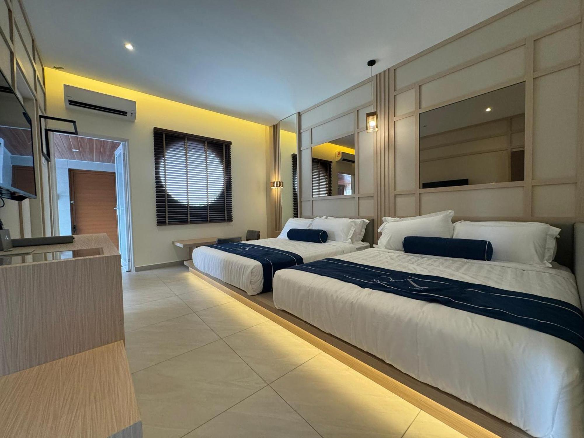 איפוה Muzi Boutique Hotel מראה חיצוני תמונה