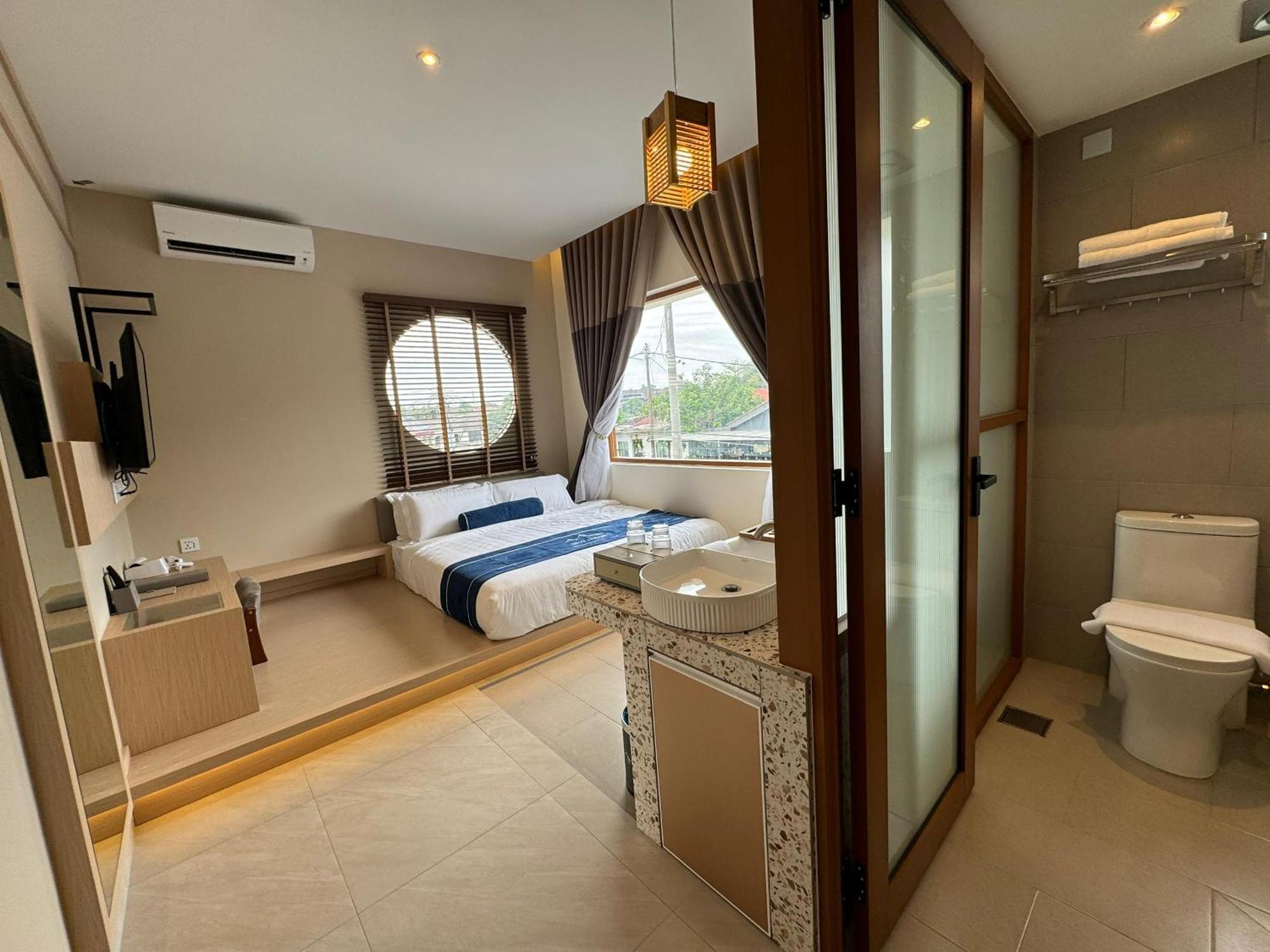 איפוה Muzi Boutique Hotel מראה חיצוני תמונה