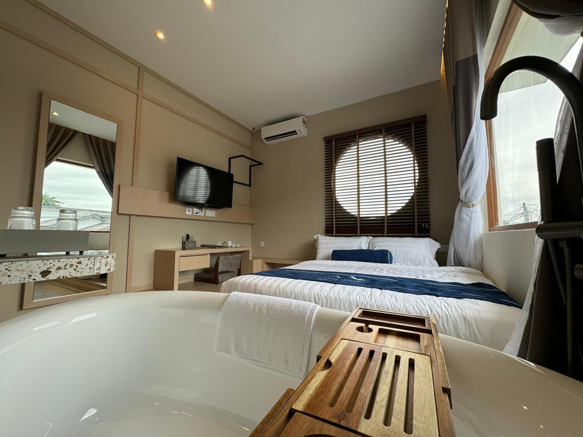 איפוה Muzi Boutique Hotel מראה חיצוני תמונה